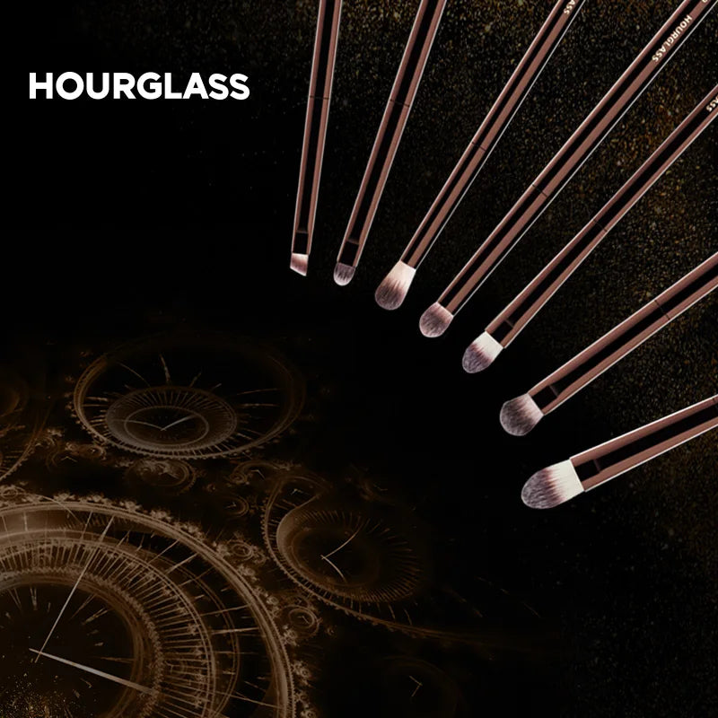 94 Pincéis de maquiagem Hourglass